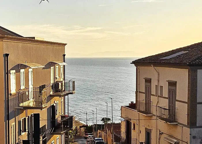 Joivy Dimore Rodiane - Ponente Rodi Garganico